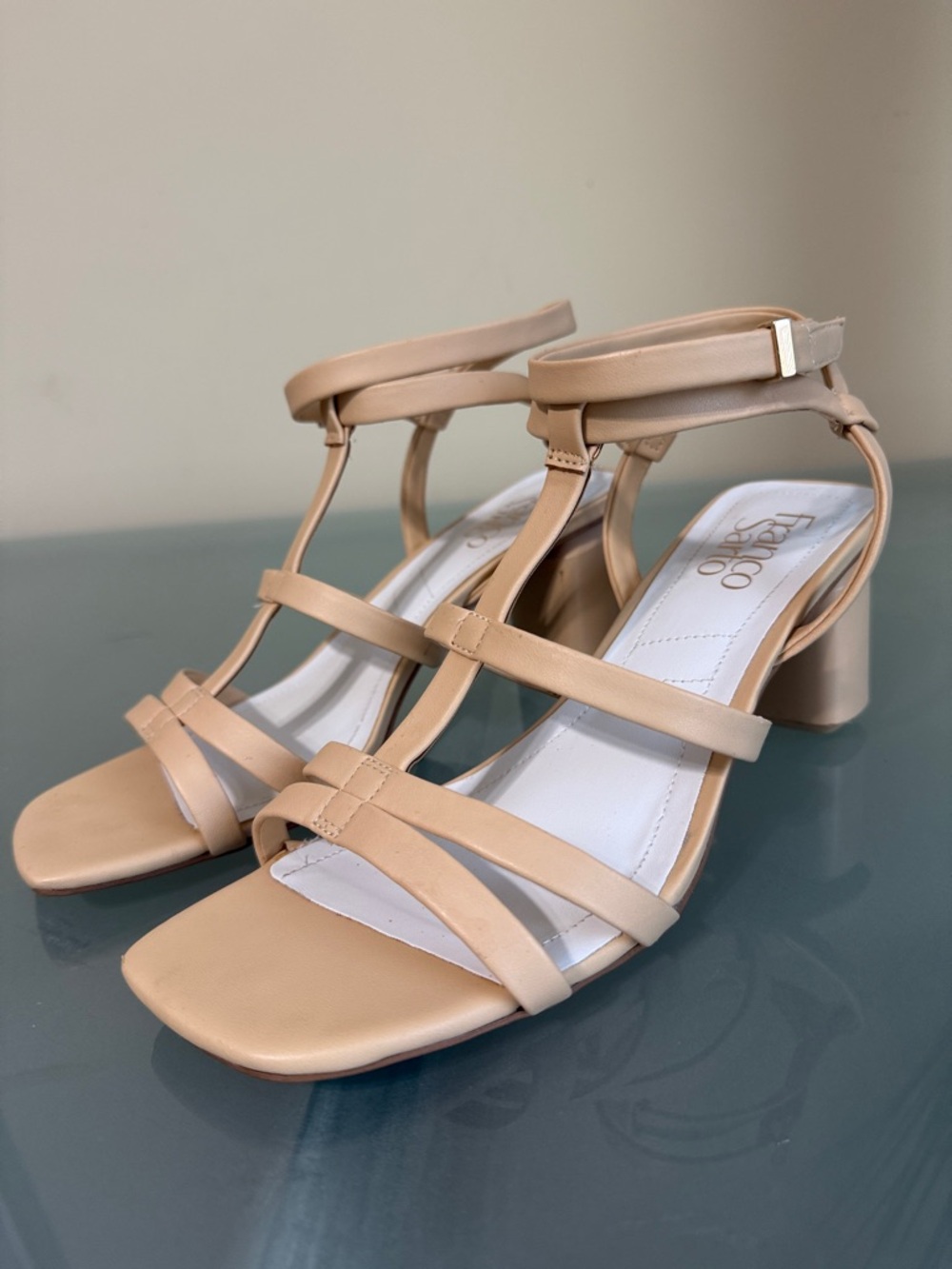 Franco Sarto Nude/Tan Strappy Block Heeled Sandals Size 8 - Picture 2 of 10